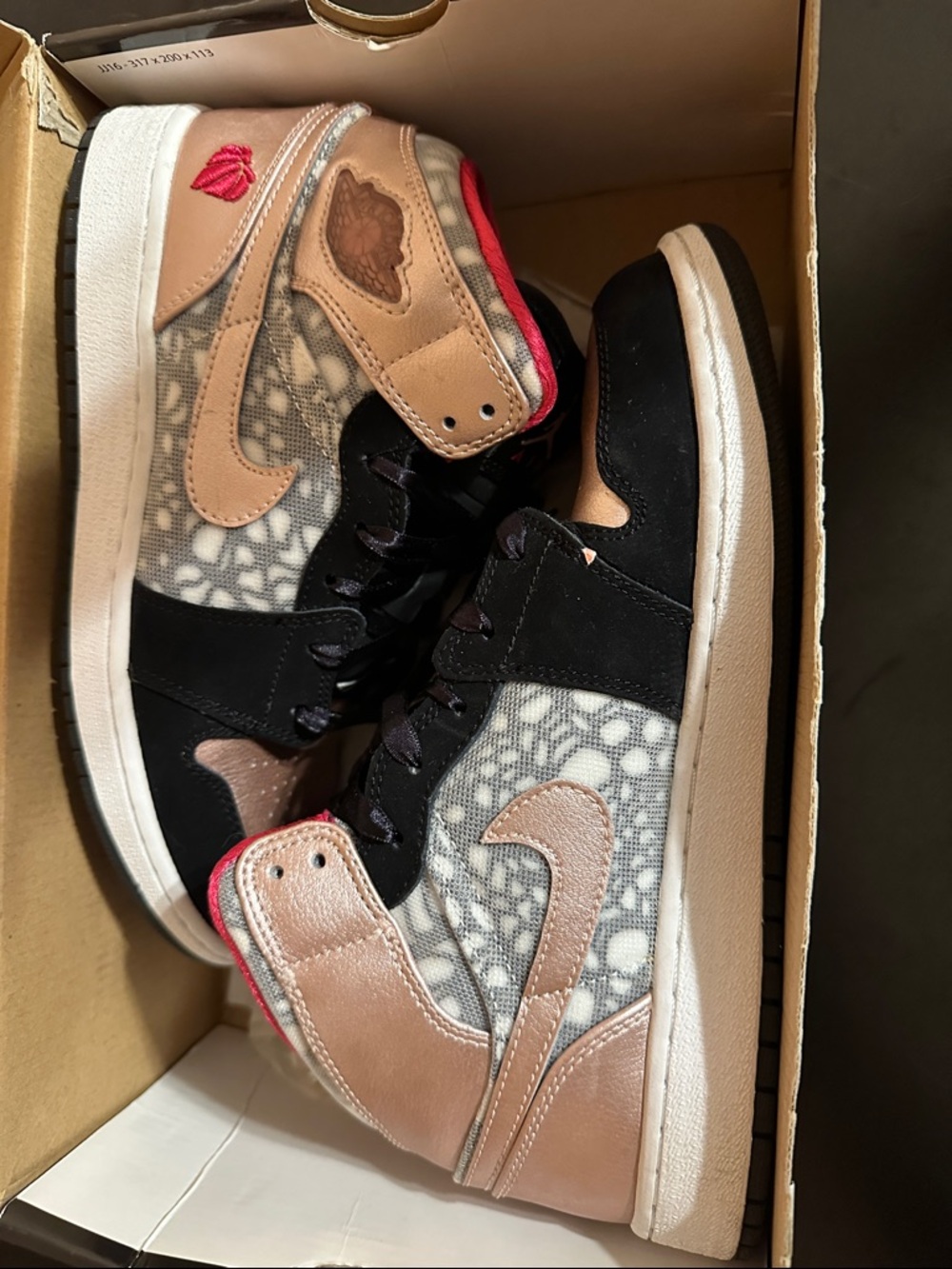 Jordan Girls Air Jordan 1 Phat - Black, Pink & Cherry “Valentine’s Day” Edition